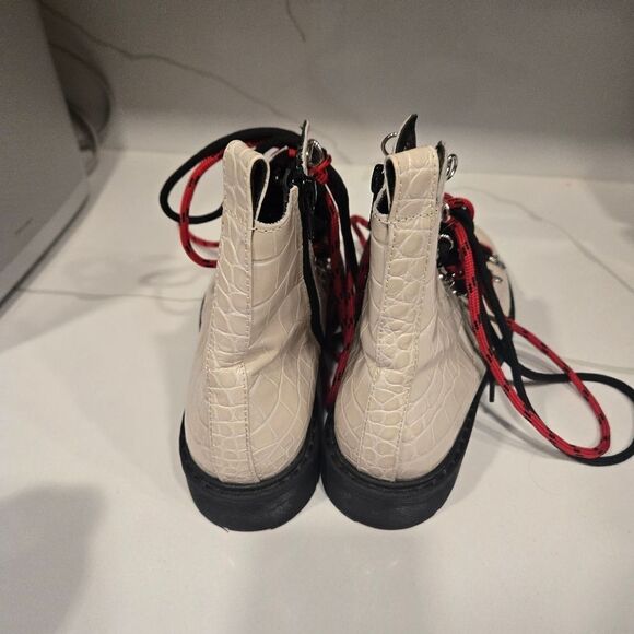 Polly Plume Croc Embossed Leather Combat Ankle Boots size 37 - Picture 7 of 12